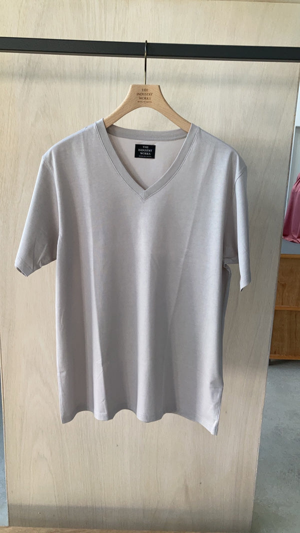 No.T002V V Neck T-shirt